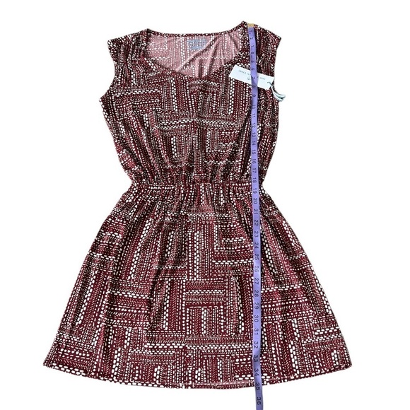 🆕 Chianti Abstract Gameday Cap-Sleeve Drop-Waist Dress - Picture 6 of 6